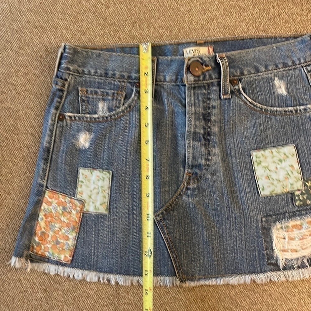 Levi’s 2000’s Patchwork Skirt Size 5 - image 4